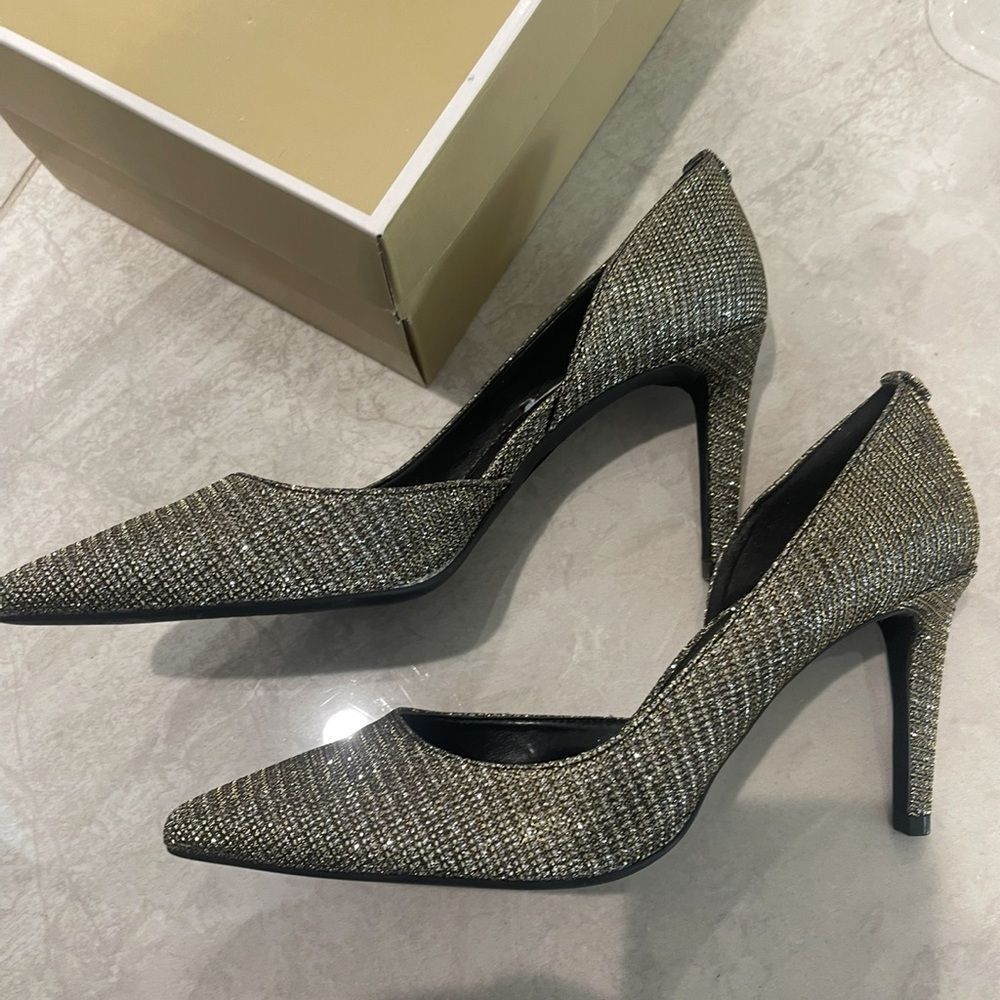 Michael Kors Glittering Silver Heels